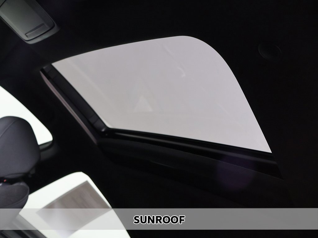 Used 2025 Honda Accord Sport image 3