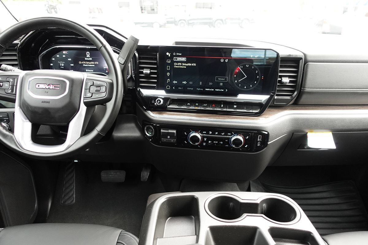 Used 2025 GMC Sierra 1500 Elevation AWD/4WD image 44