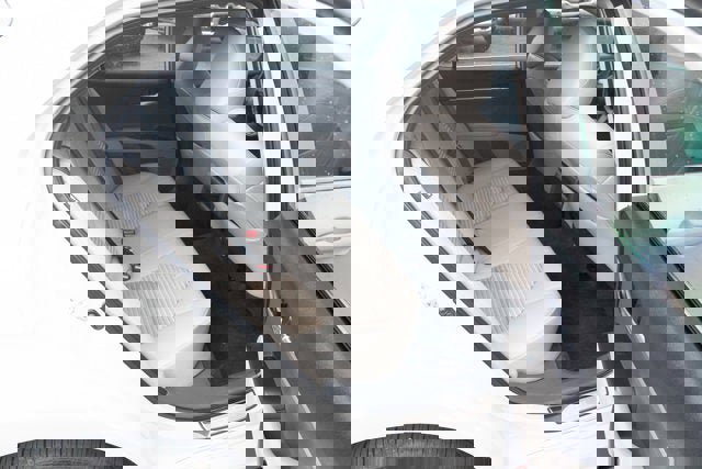 Used 2023 Toyota Camry SE image 35