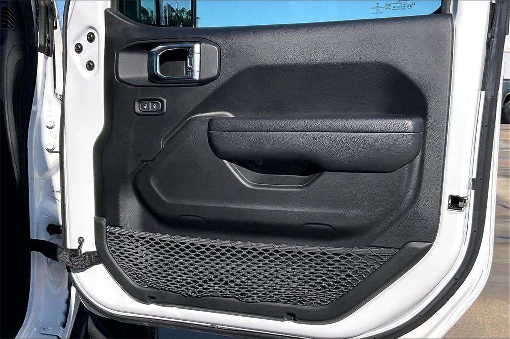 Used 2023 Jeep Gladiator Mojave image 29