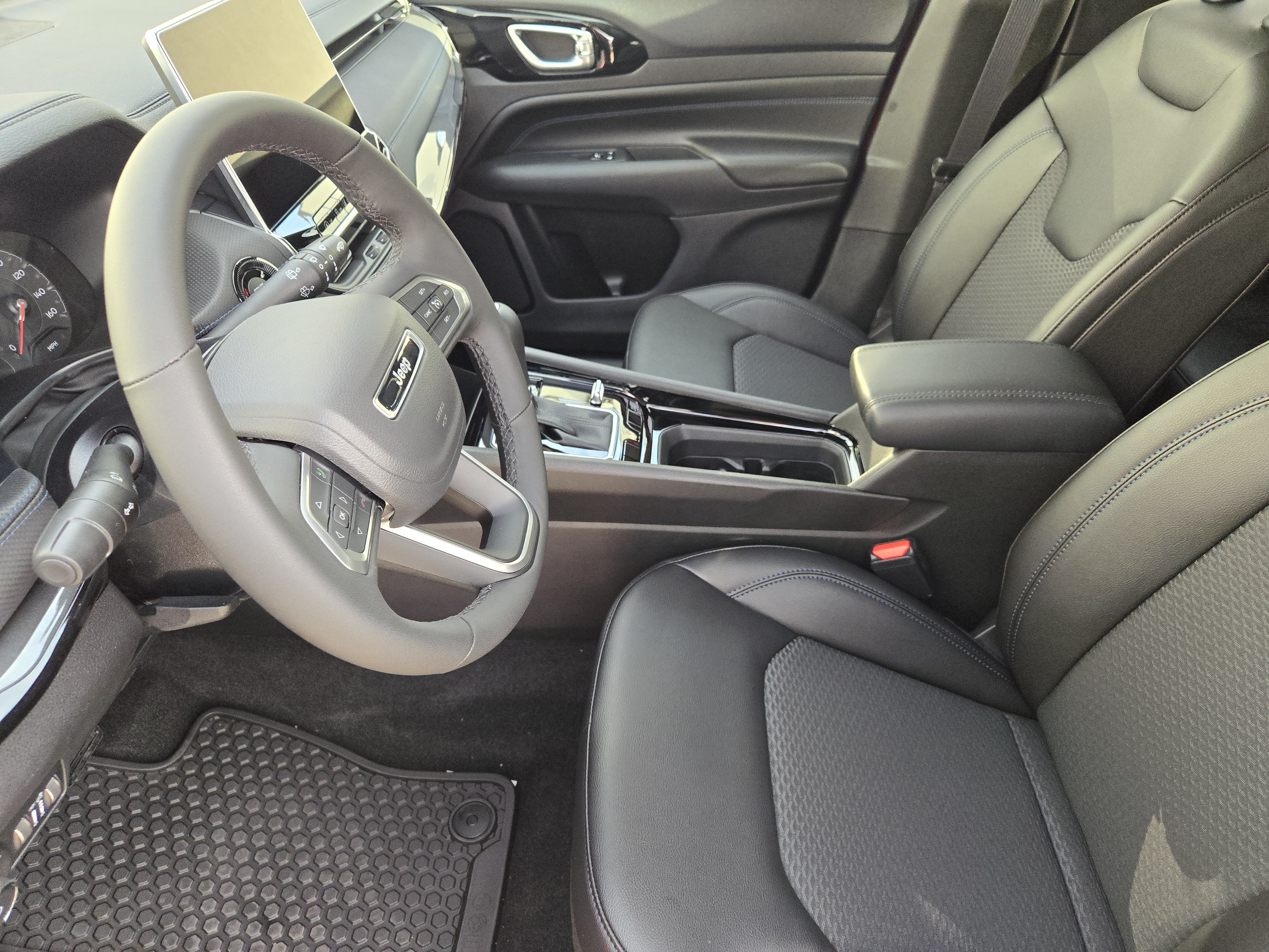 New 2026 Jeep Compass Latitude AWD/4WD image 11