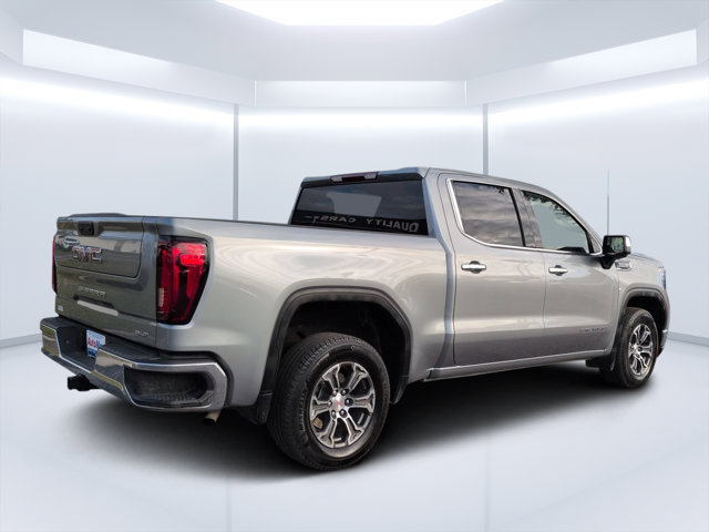 Used 2026 GMC Sierra 1500 SLT RWD image 3