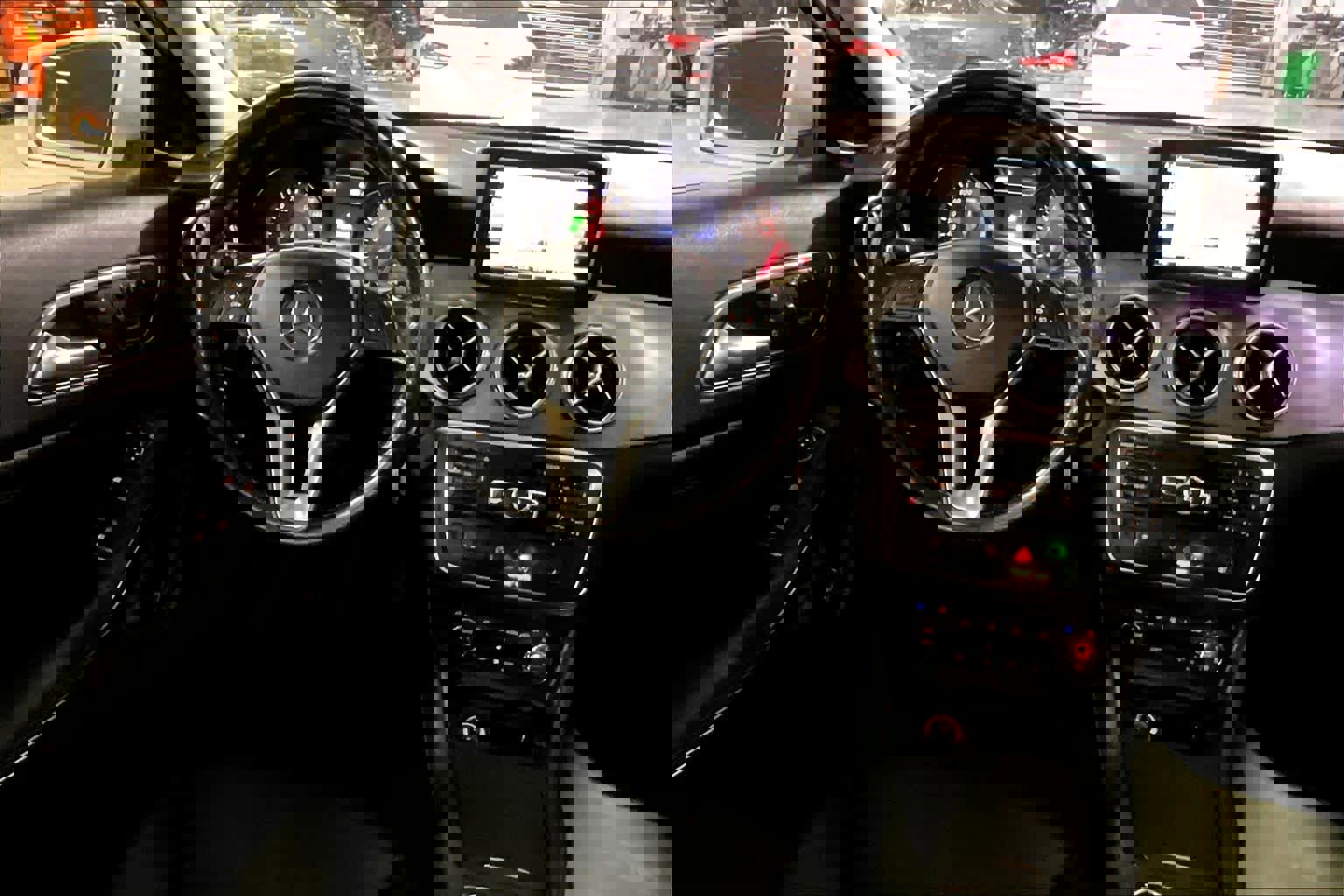 Used 2015 Mercedes-Benz GLA 250 image 6