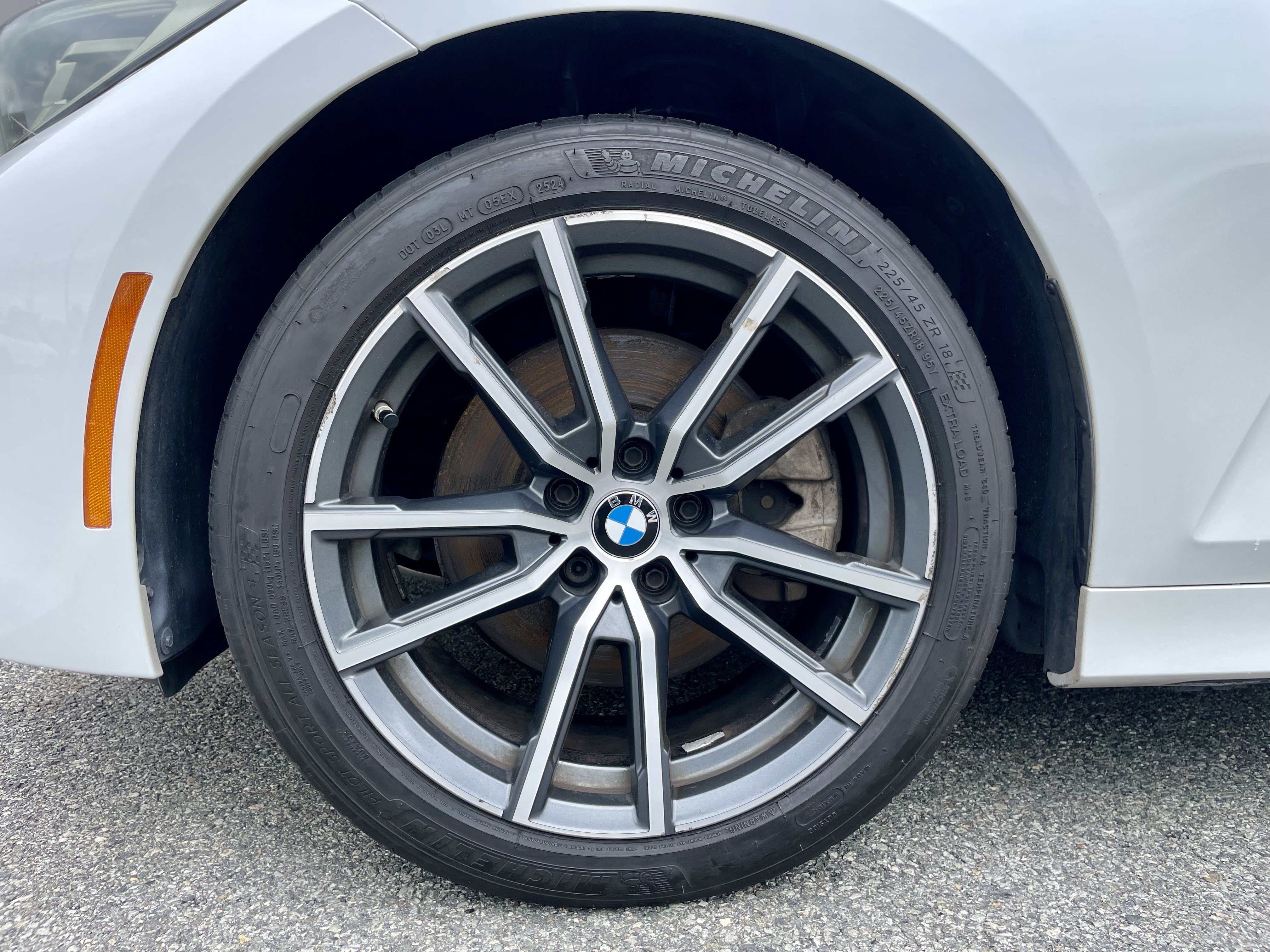 Used 2020 BMW 330i xDrive Sedan w/ Convenience Package AWD/4WD image 9