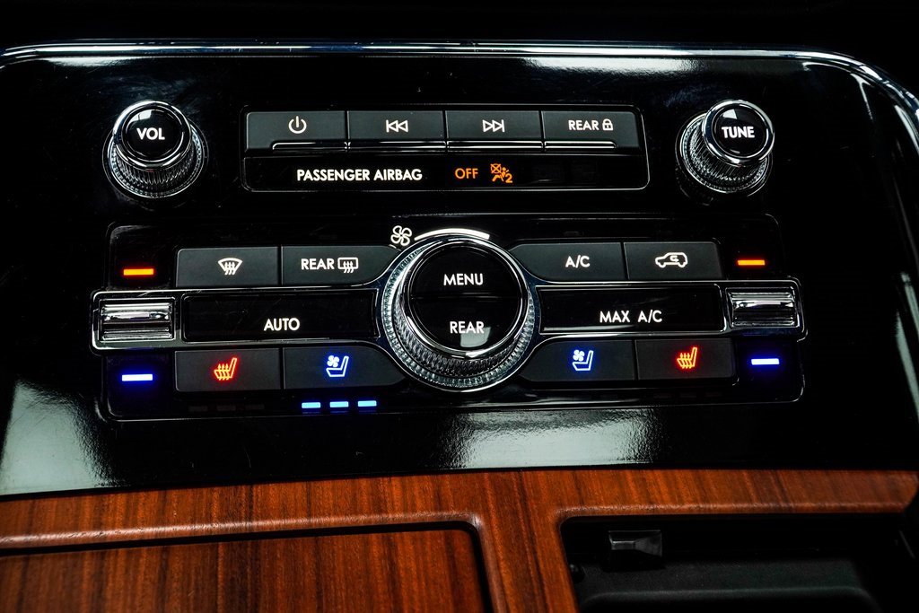 Used 2024 Lincoln Navigator L 4WD image 18