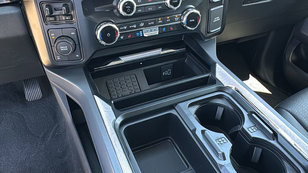 New 2025 Ford F350 Lariat w/ Lariat Ultimate Package image 29