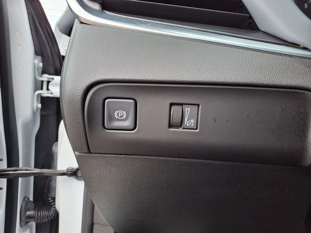 Used 2023 Buick Enclave Essence w/ Experience Buick Package image 23