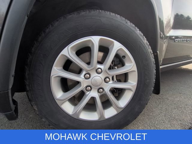 Used 2021 Jeep Grand Cherokee Laredo AWD/4WD image 33