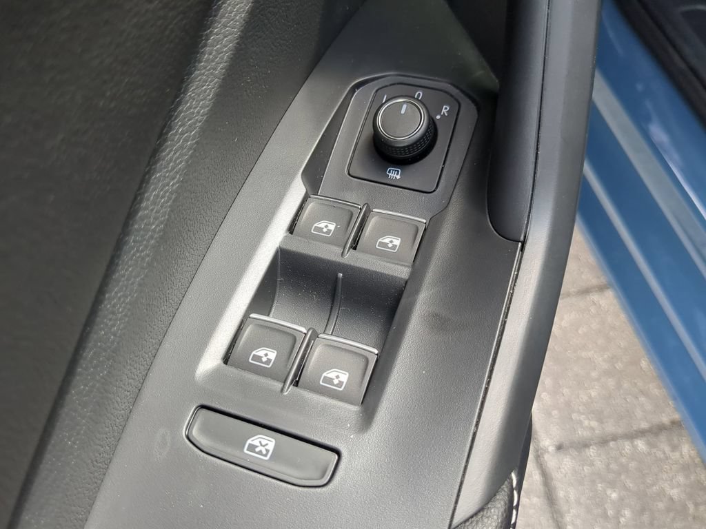 New 2026 Volkswagen Jetta Sport FWD image 17