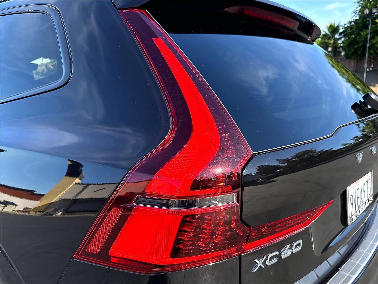 Used 2026 Volvo XC60 B5 Plus w/ Climate Package AWD/4WD image 32