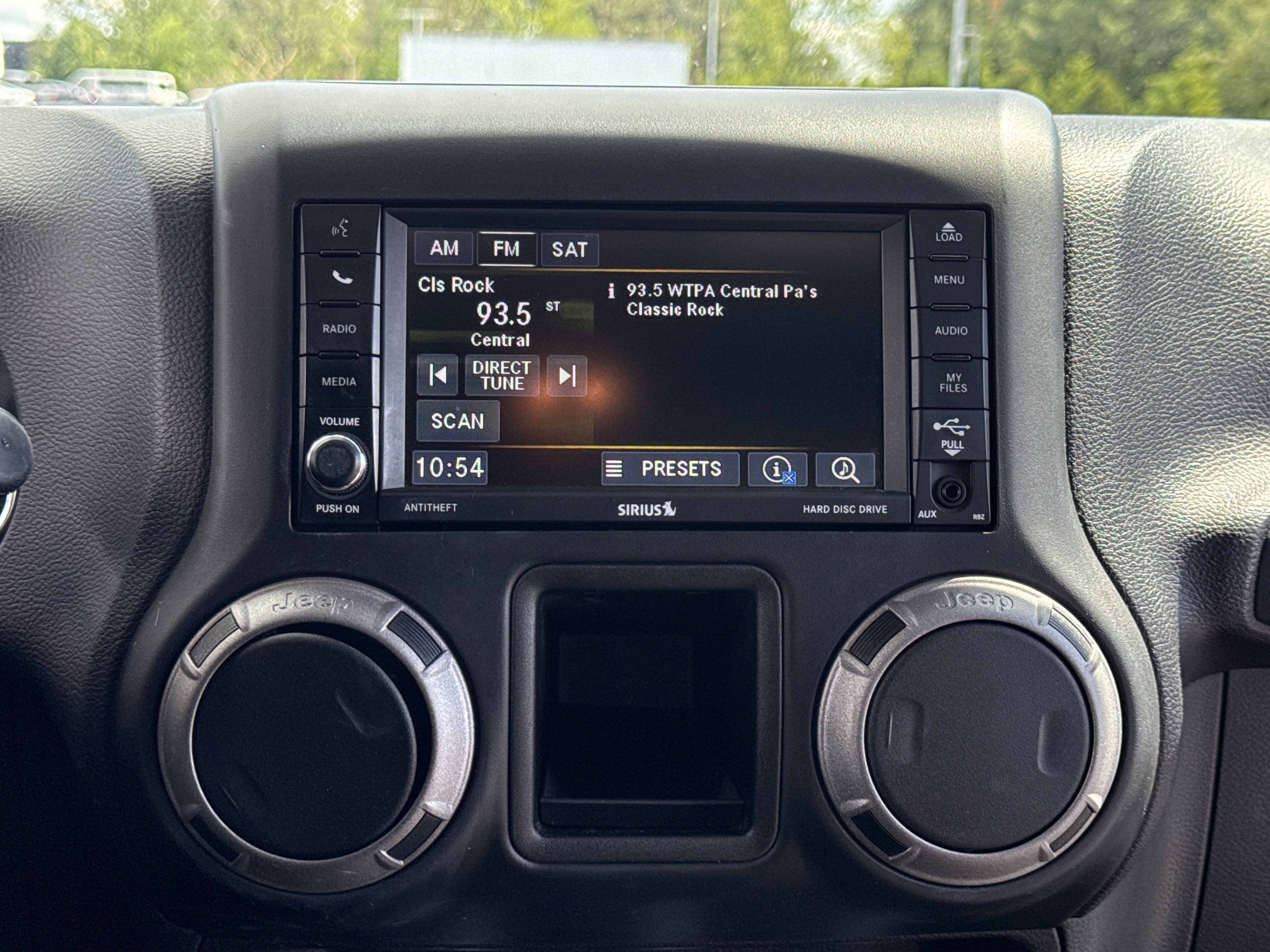 Used 2014 Jeep Wrangler Sport AWD/4WD image 6