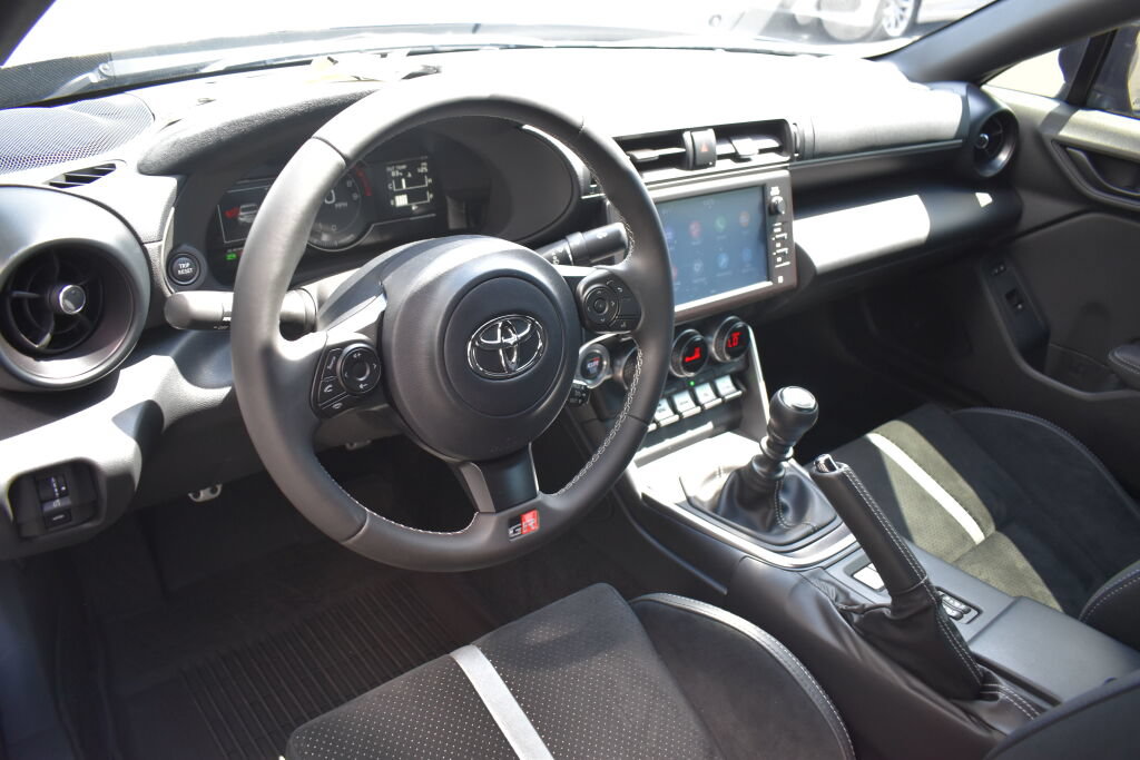 Certified 2023 Toyota GR86 Premium w/ ALL Weather Mat Package (TMS) RWD image 25