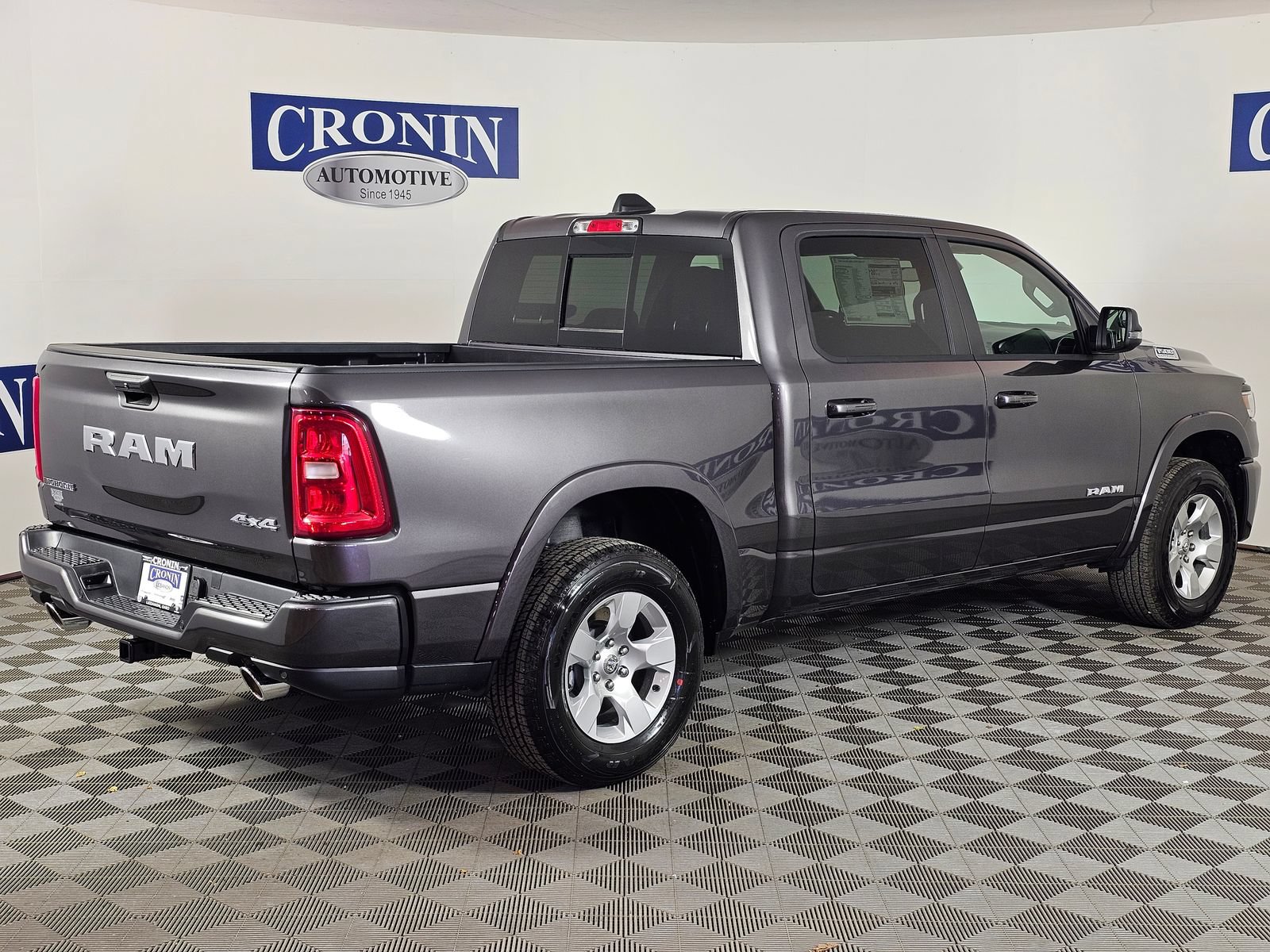 New 2026 RAM 1500 Big Horn AWD/4WD image 5