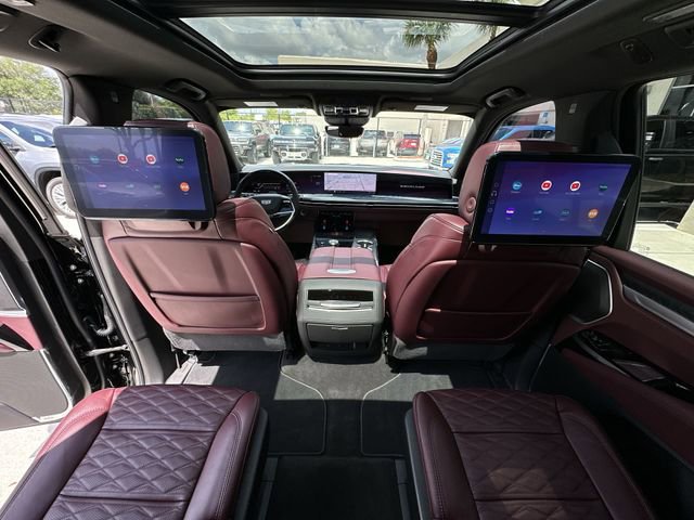 Certified 2026 Cadillac Escalade Sport AWD/4WD image 32