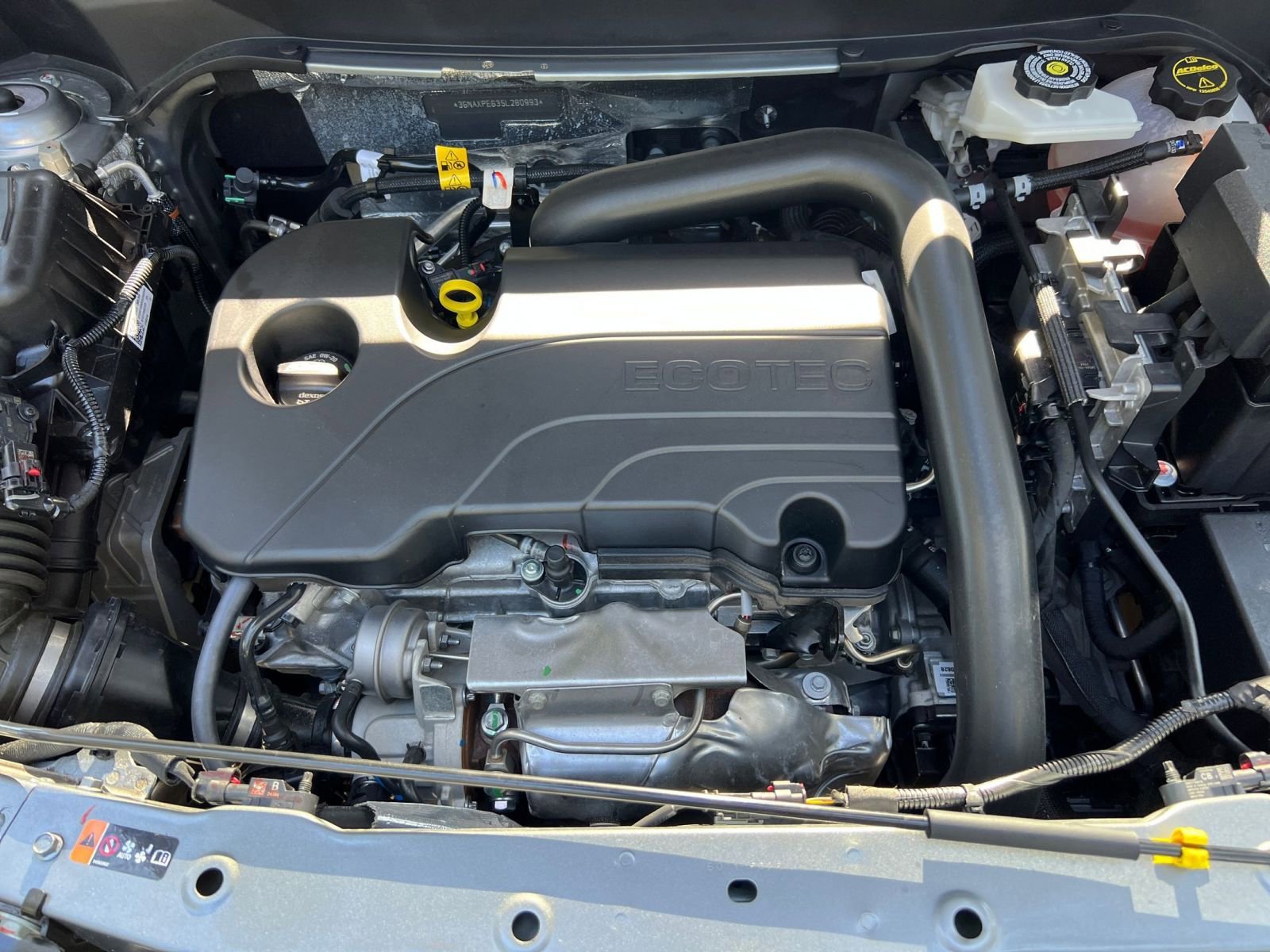 Used 2025 Chevrolet Equinox LT image 25