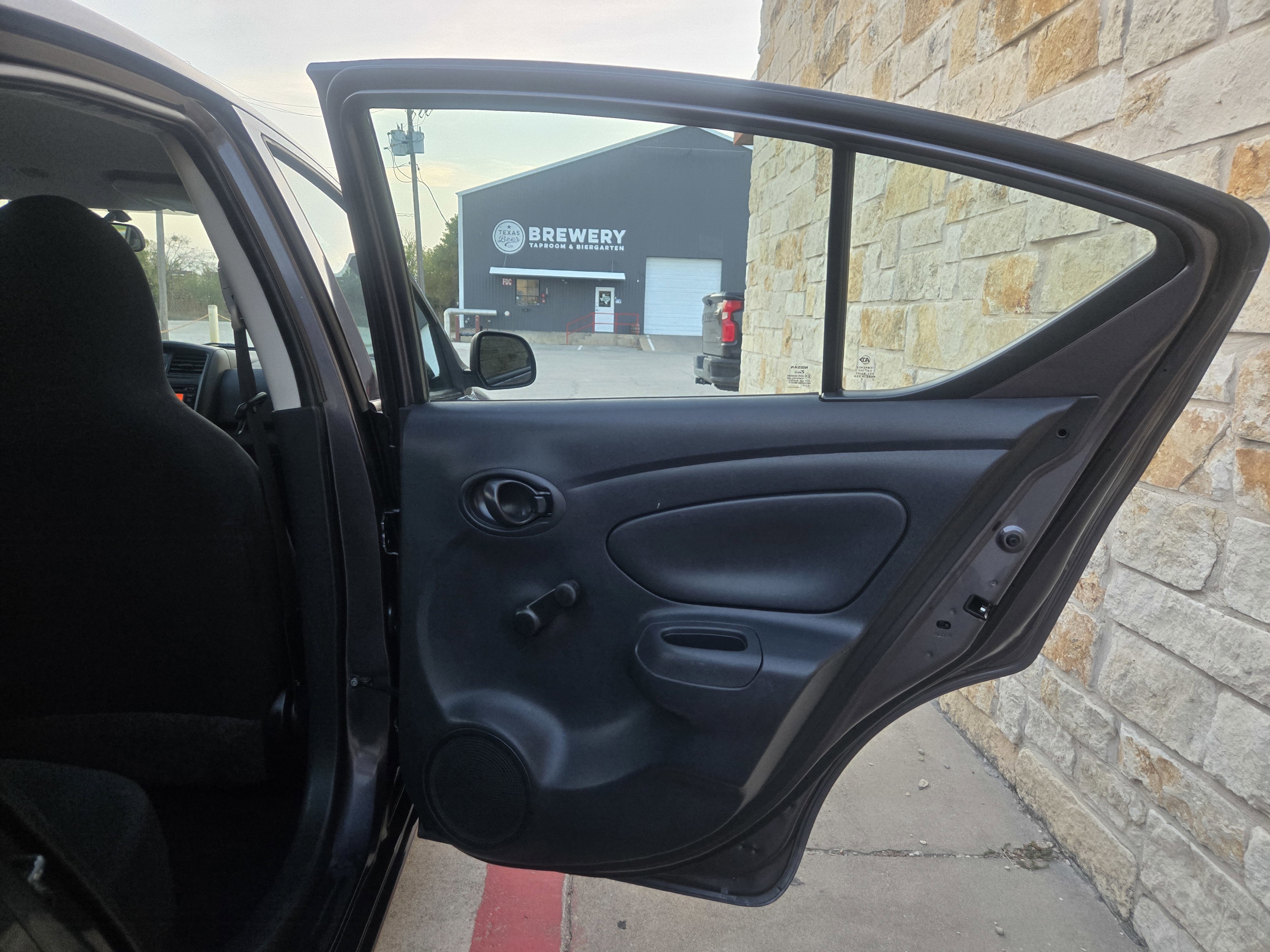 Used 2015 Nissan Versa S Plus image 10