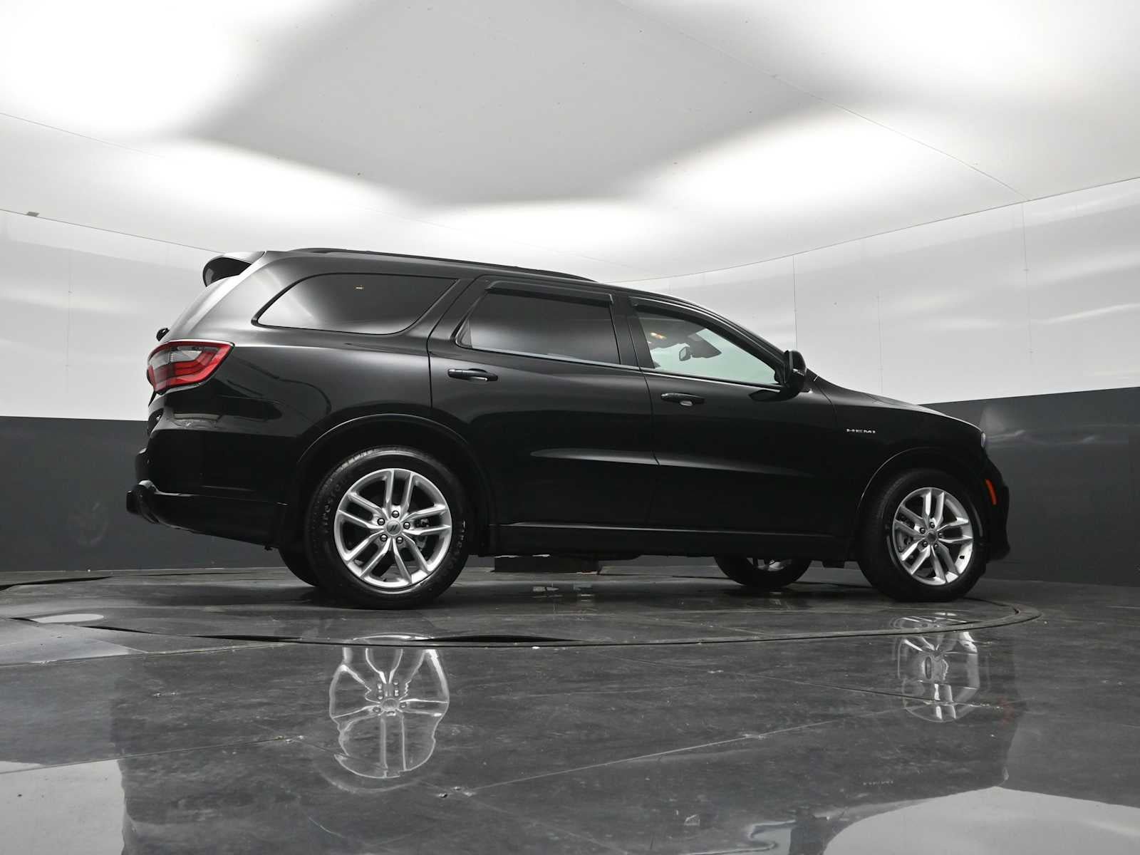 Used 2023 Dodge Durango R/T AWD/4WD image 33