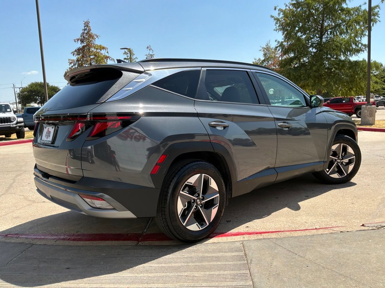 Used 2026 Hyundai Tucson SEL FWD image 6