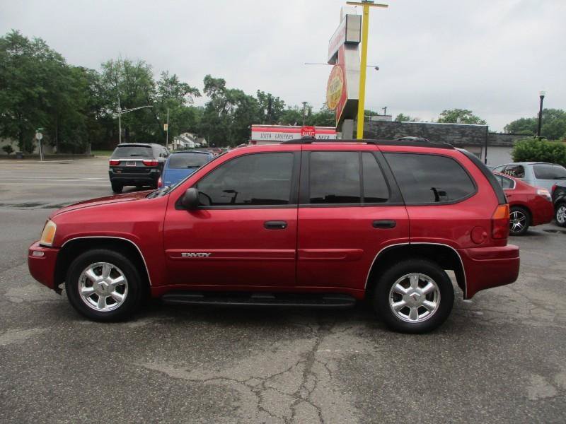 Used 2005 GMC Envoy SLE AWD/4WD image 4