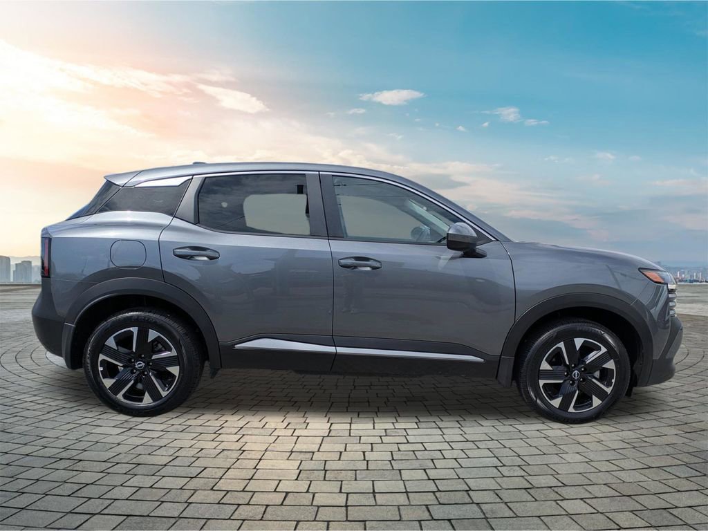 Certified 2025 Nissan Kicks SV w/ Charging Package AWD/4WD image 4
