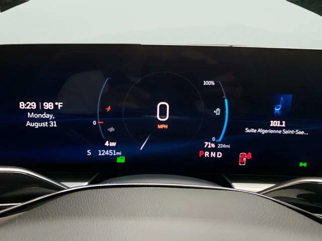 Used 2024 Cadillac Lyriq Sport RWD image 10