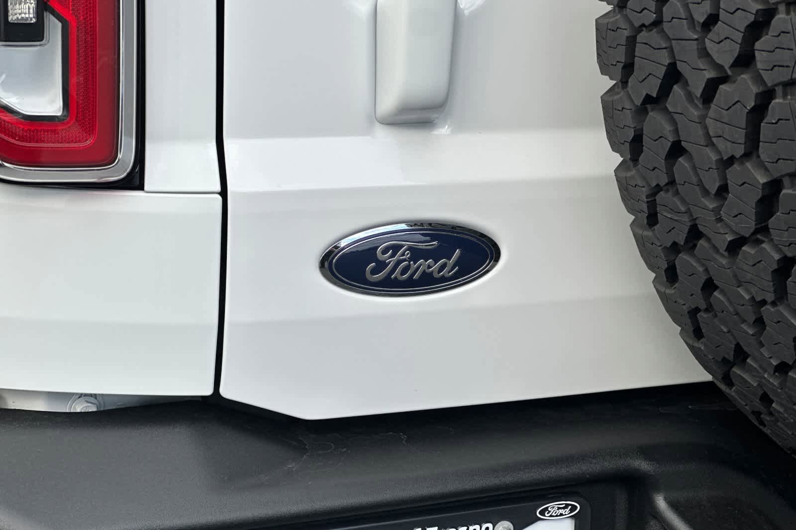 New 2025 Ford Bronco Outer Banks w/ Sasquatch Package image 28