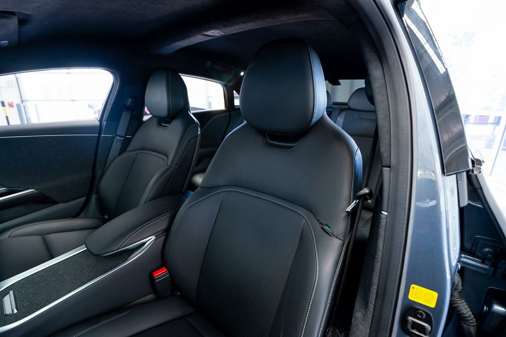 Used 2024 Lucid Air Touring AWD/4WD image 28