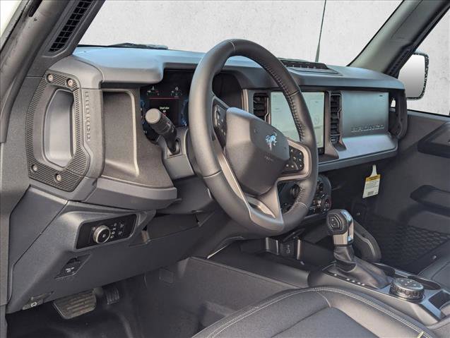 New 2025 Ford Bronco Badlands image 3