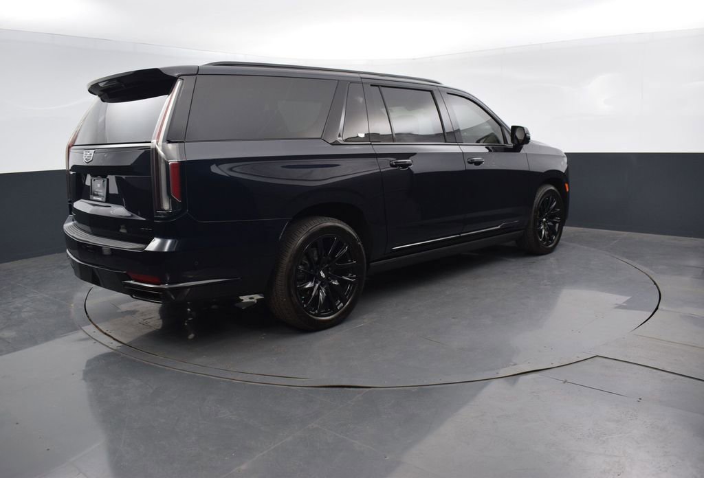 Certified 2023 Cadillac Escalade ESV Sport Platinum w/ LPO, ONYX Package image 6