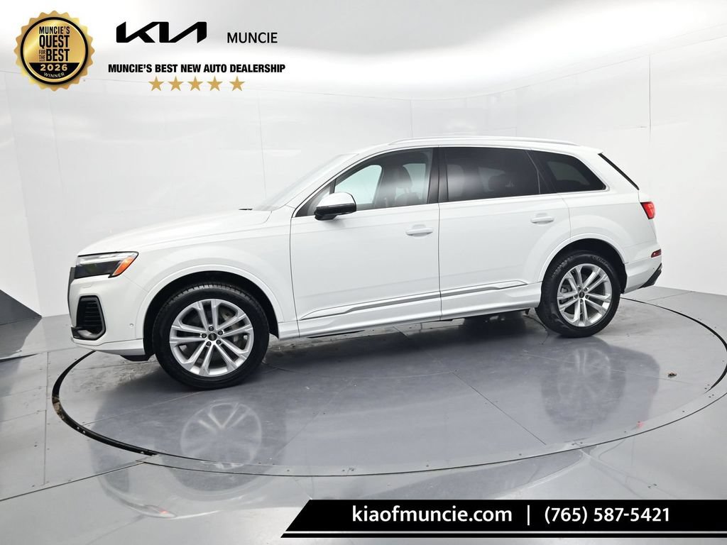 Used 2025 Audi Q7 3.0T Premium Plus AWD/4WD image 4