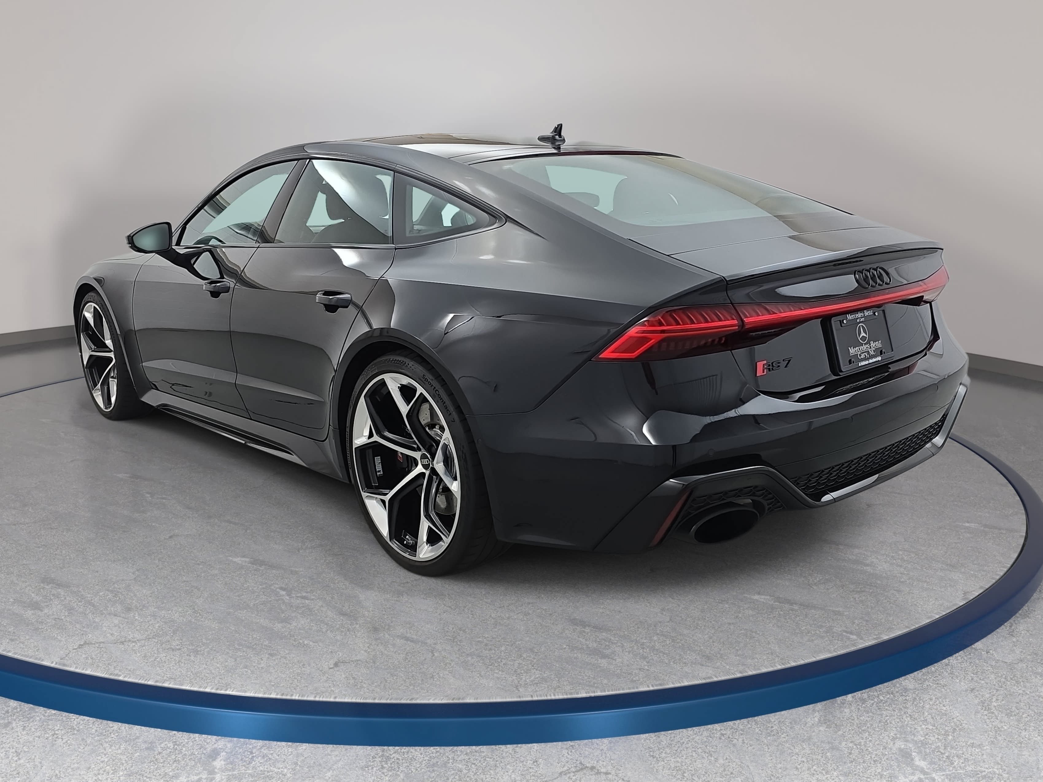 Used 2024 Audi RS 7 Performance AWD/4WD image 7
