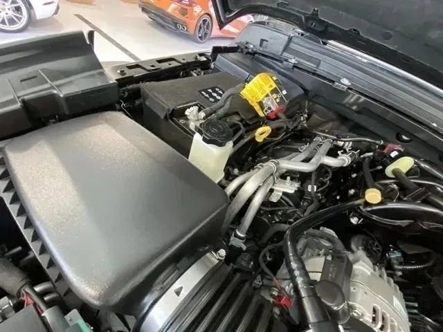 Used 2022 Jeep Wrangler Sport AWD/4WD image 34