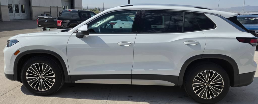 Certified 2026 Volkswagen Tiguan S FWD image 6