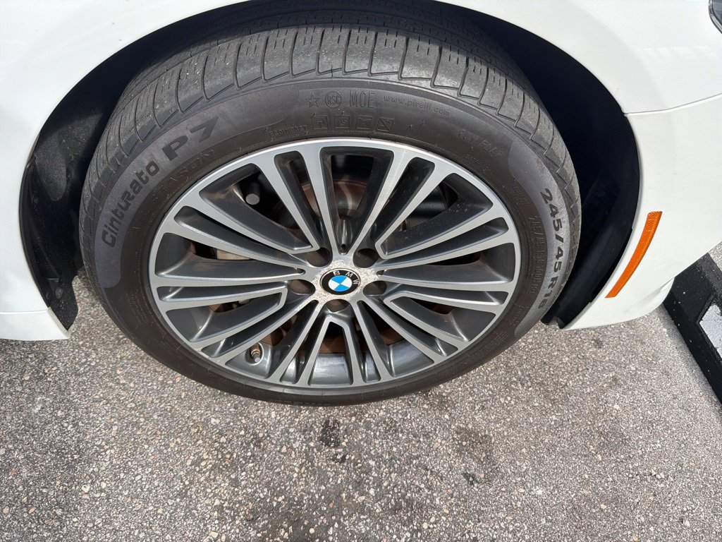 Used 2019 BMW 540i xDrive w/ Convenience Package image 4