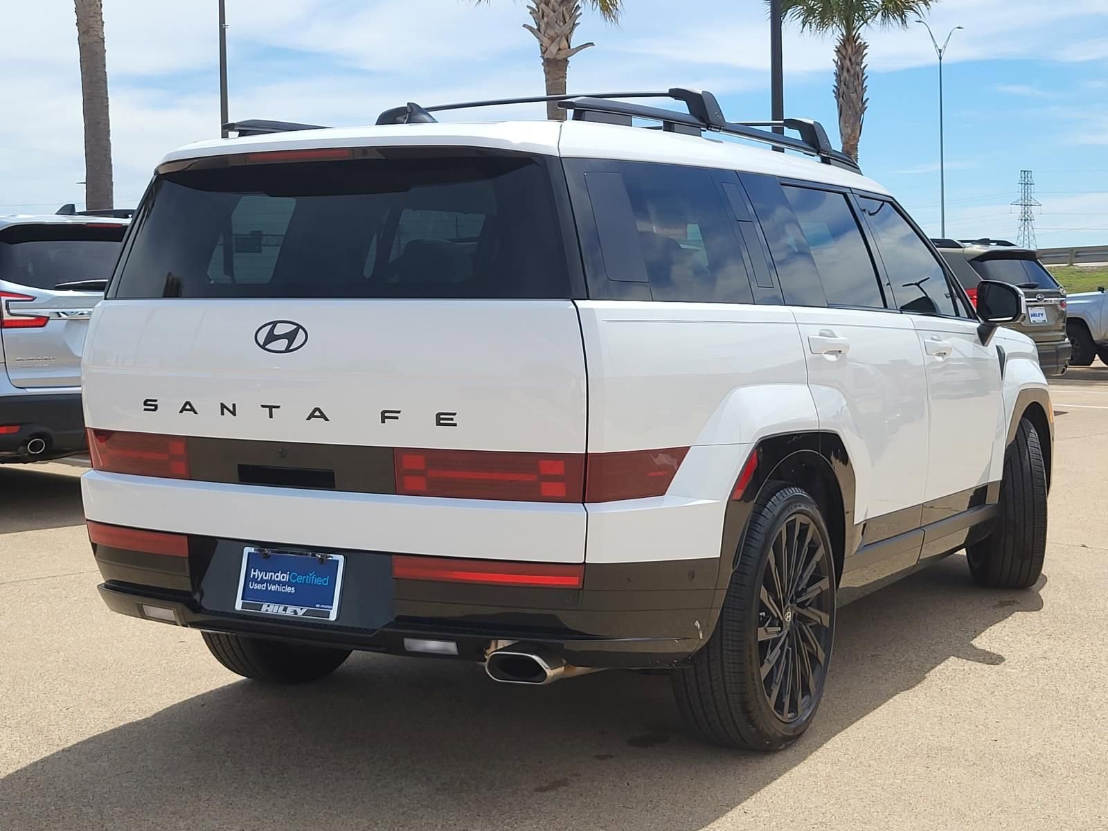Used 2025 Hyundai Santa Fe Calligraphy FWD image 4