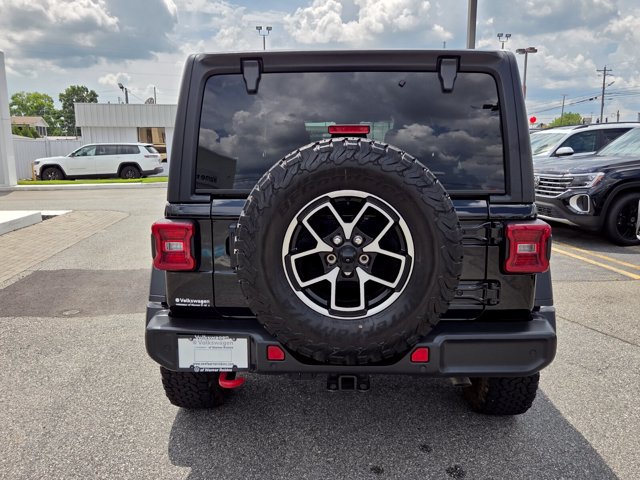 Used 2024 Jeep Wrangler Unlimited Rubicon w/ Technology Group AWD/4WD image 10