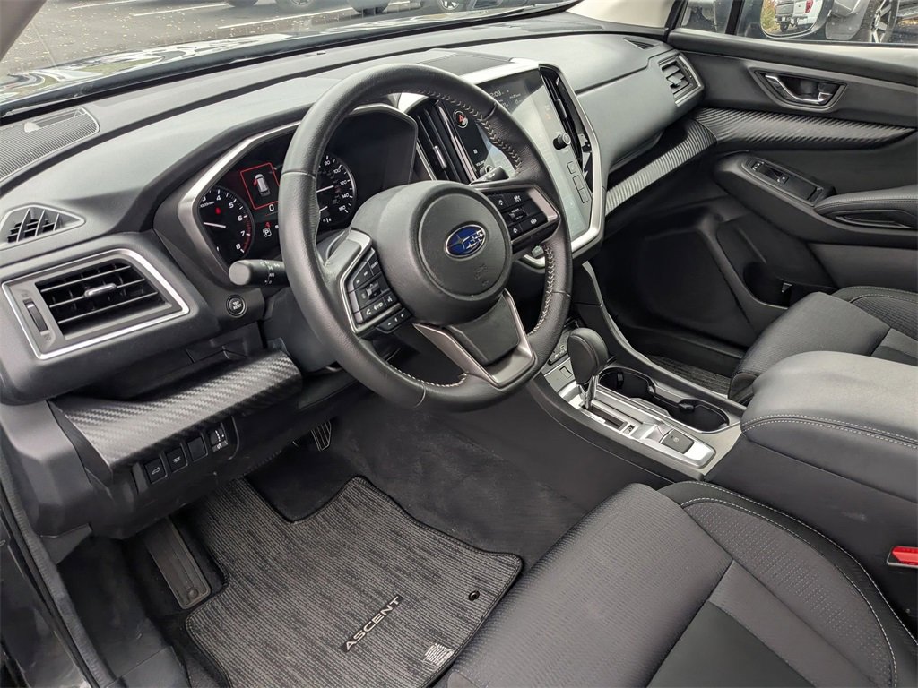 Used 2025 Subaru Ascent Premium image 17