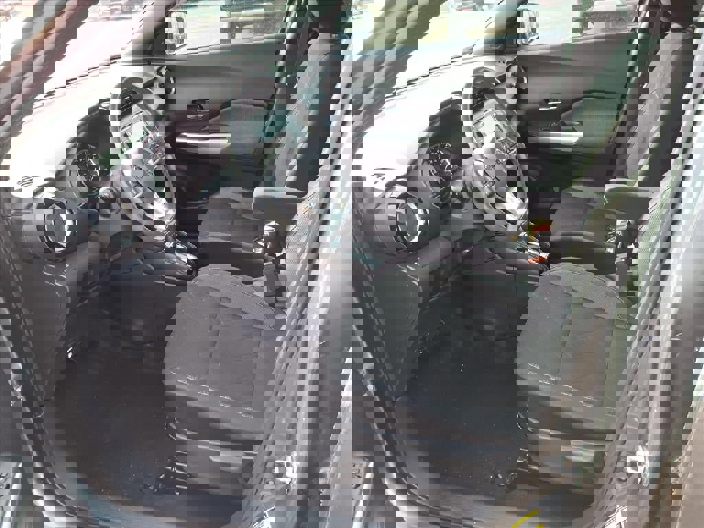 Used 2018 Nissan Kicks SV image 10