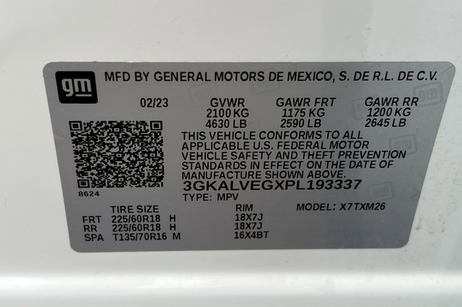 Used 2023 GMC Terrain SLT image 25