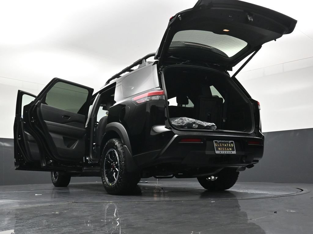New 2026 Nissan Pathfinder Rock Creek AWD/4WD image 38