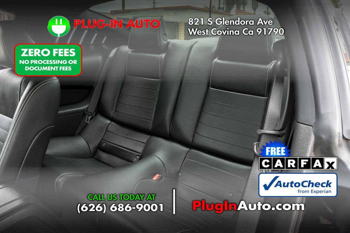 Used 2011 Ford Mustang GT Premium w/ GT Coupe Accessory Pkg 5 RWD image 10