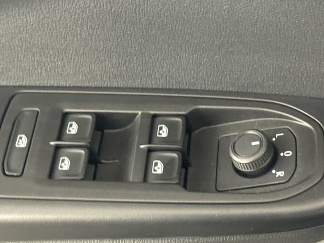 Used 2023 Volkswagen Taos S w/ Driver Assistance Package FWD image 28