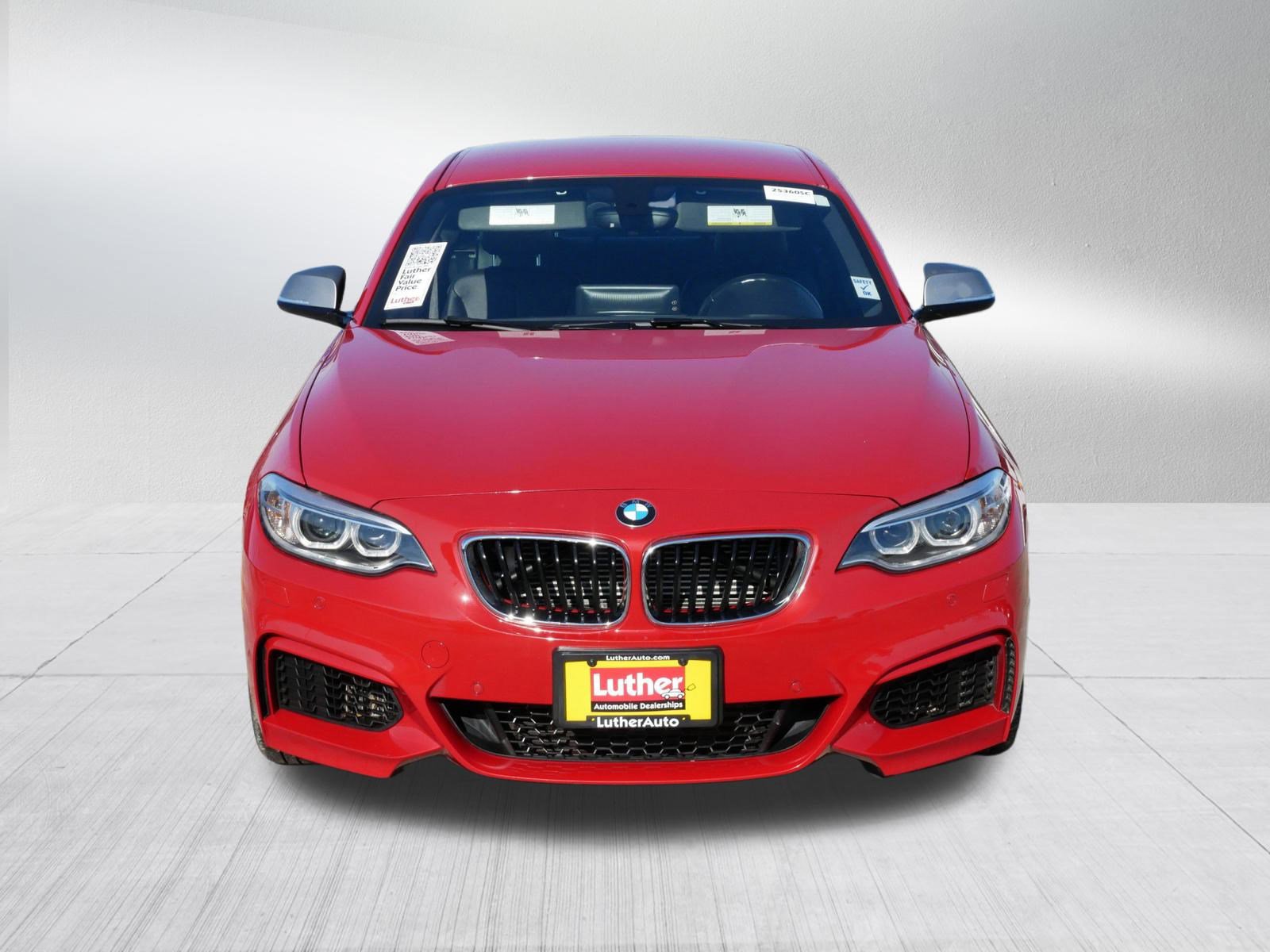 Used 2016 BMW M235i xDrive Coupe video 2