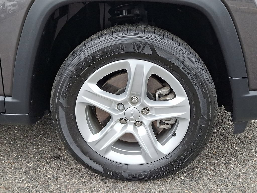 Used 2023 Jeep Compass Sport AWD/4WD image 11