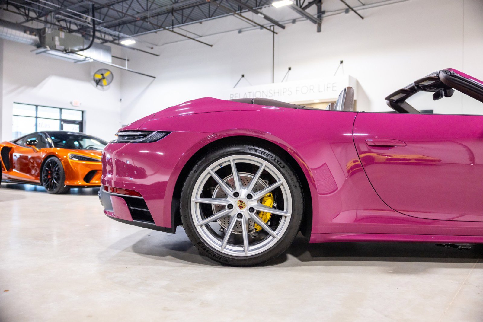 Used 2023 Porsche 911 Carrera w/ Premium Package RWD image 25