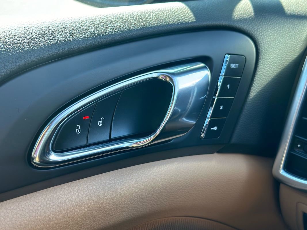 Used 2015 Porsche Cayenne Diesel image 36