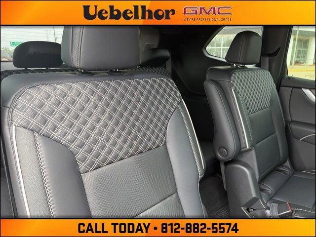 New 2026 GMC Acadia Denali w/ Super Cruise Package image 5