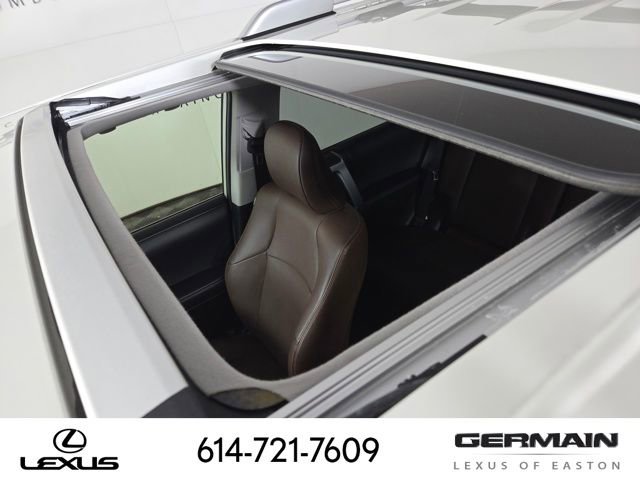 Used 2023 Toyota 4Runner Limited AWD/4WD image 33