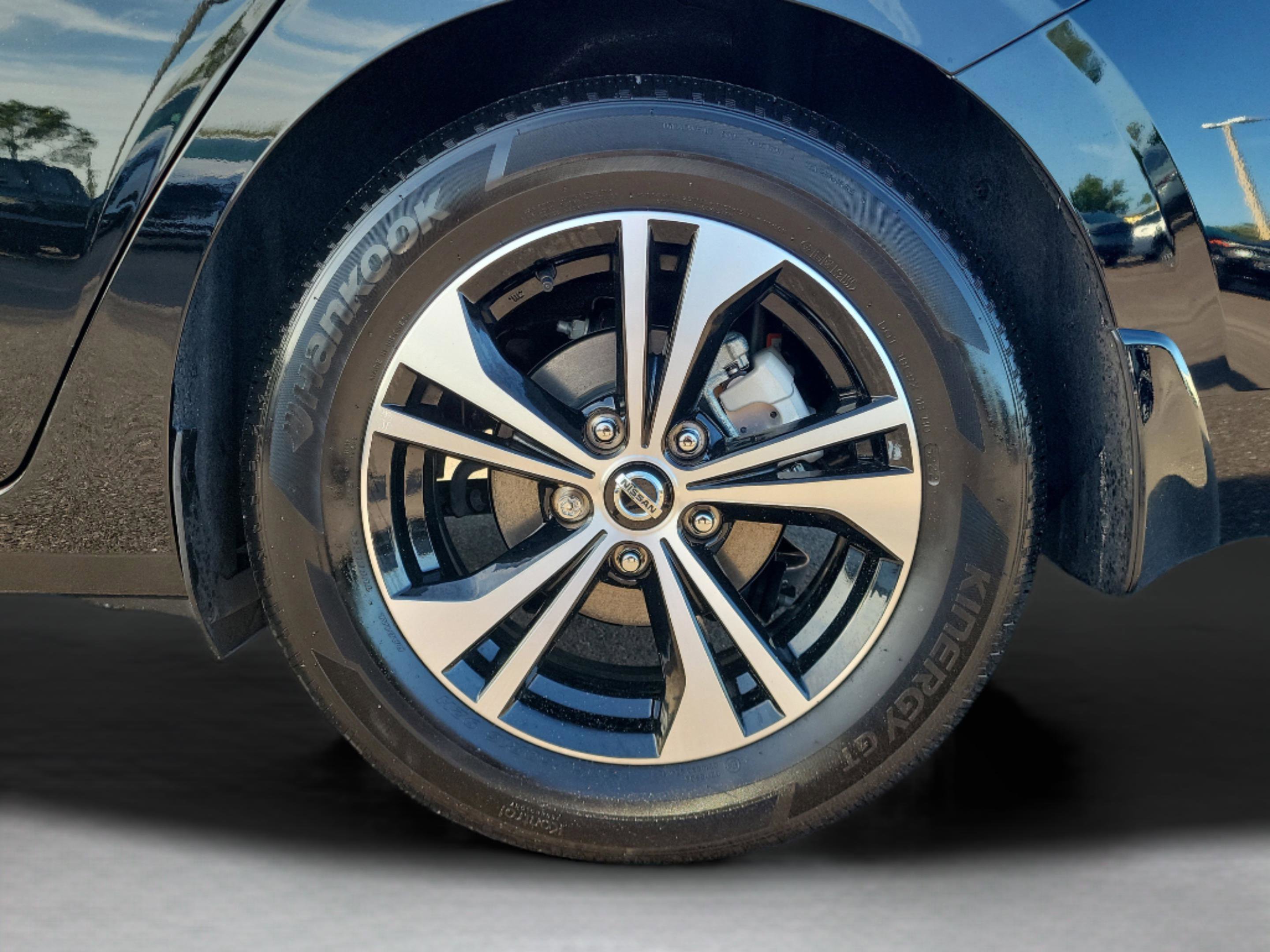 Certified 2023 Nissan Sentra SV image 7