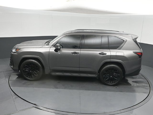 Used 2026 Lexus LX 600 4WD w/ Appearance Package image 47